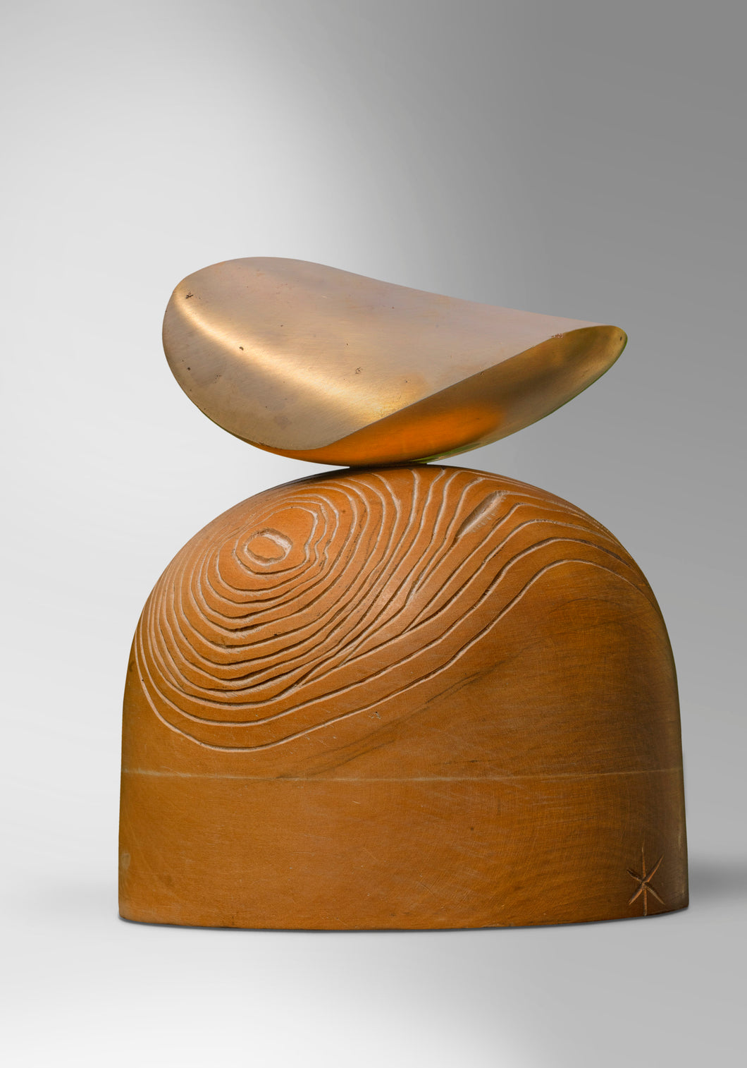 Catherine François, Wave and Wood, pièce unique, Bronze et Bois, H 20 x L 16 x P 16cm, 2024